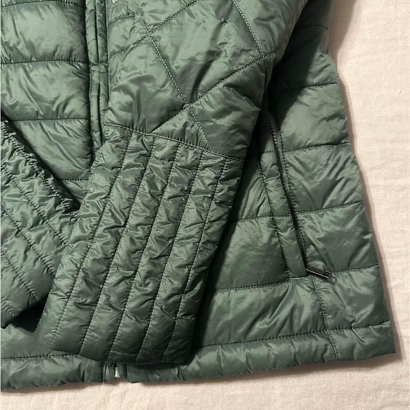 Women’s Size Small Patagonia Puffer Jacket - Picture 4 of 6